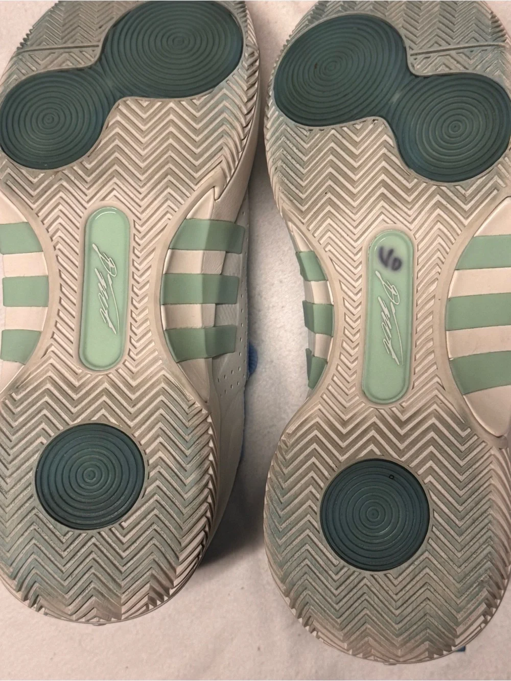 adidas D.O.N. Basketball Shoes